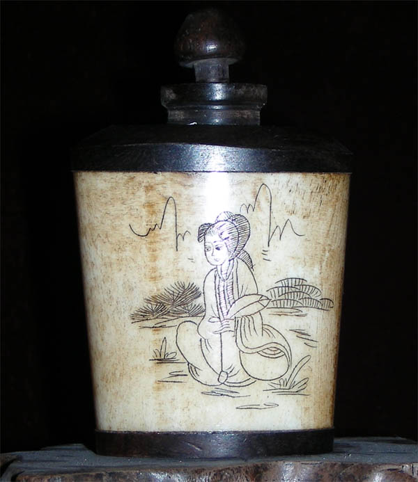 中国古玩 金魚彫鼻煙壷 高さ9.7㎝ 東Y7-0924③タニト CATEGORY 琉球